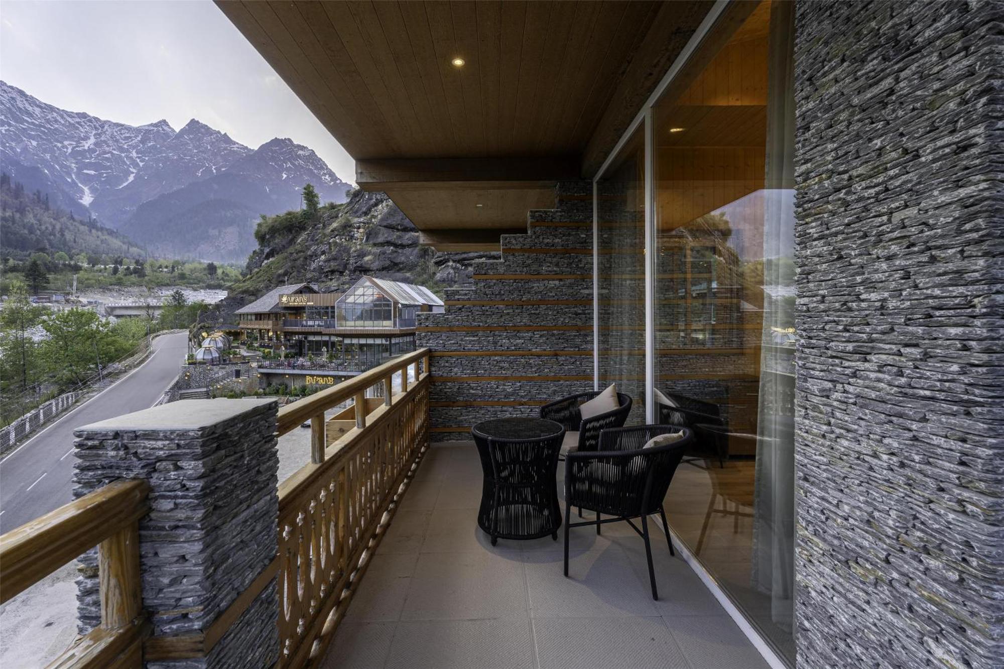 Palchan Hotel & Spa - A Member Of Radisson Individuals Retreats Manāli Dış mekan fotoğraf