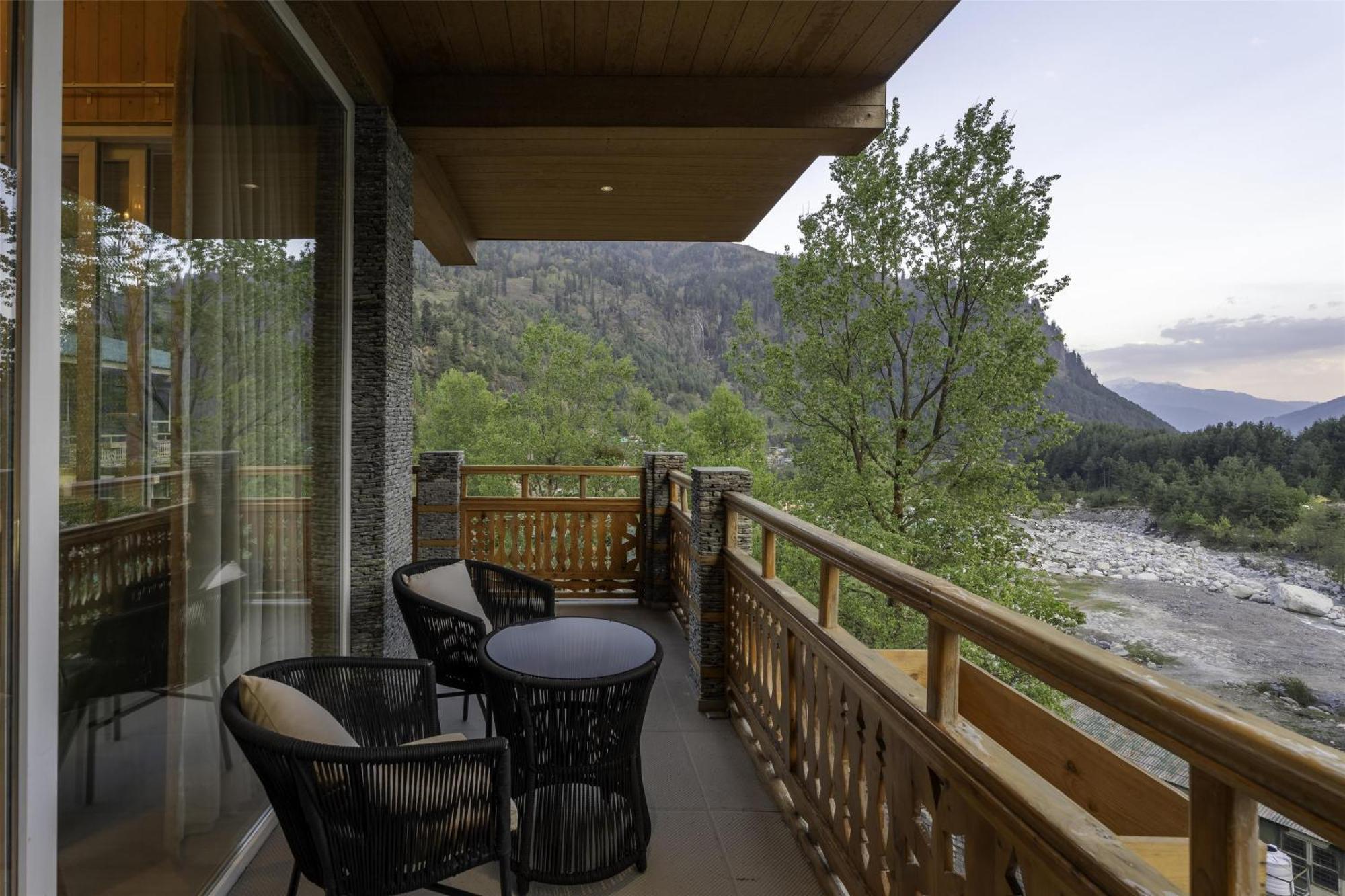 Palchan Hotel & Spa - A Member Of Radisson Individuals Retreats Manāli Dış mekan fotoğraf